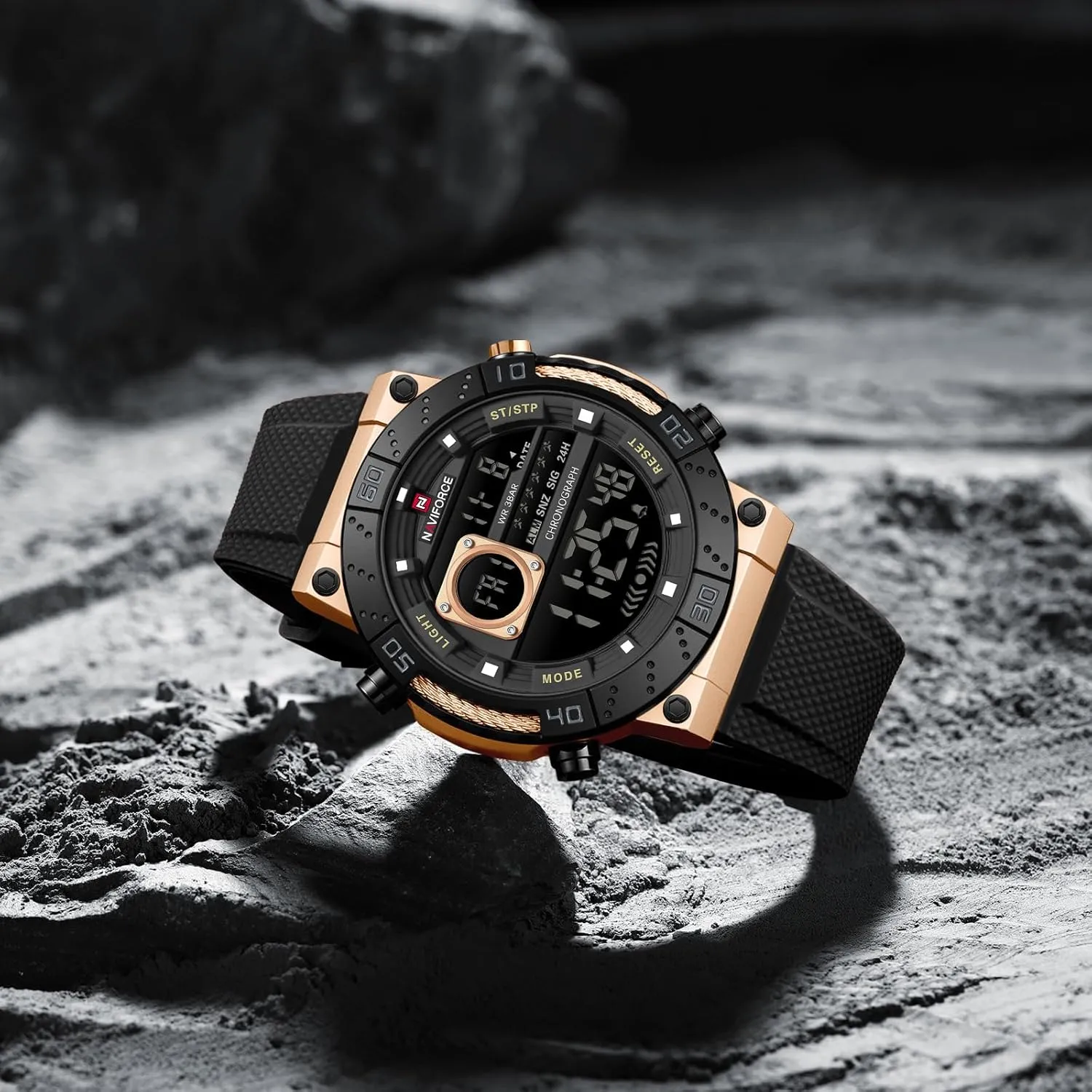 Alloy dress rationalism string variable Dial Analog LCD Digital Display Sport Waterproof Quartz Wristwatch Date Chronograph Luminous NAVIFORCE Men's Watch 