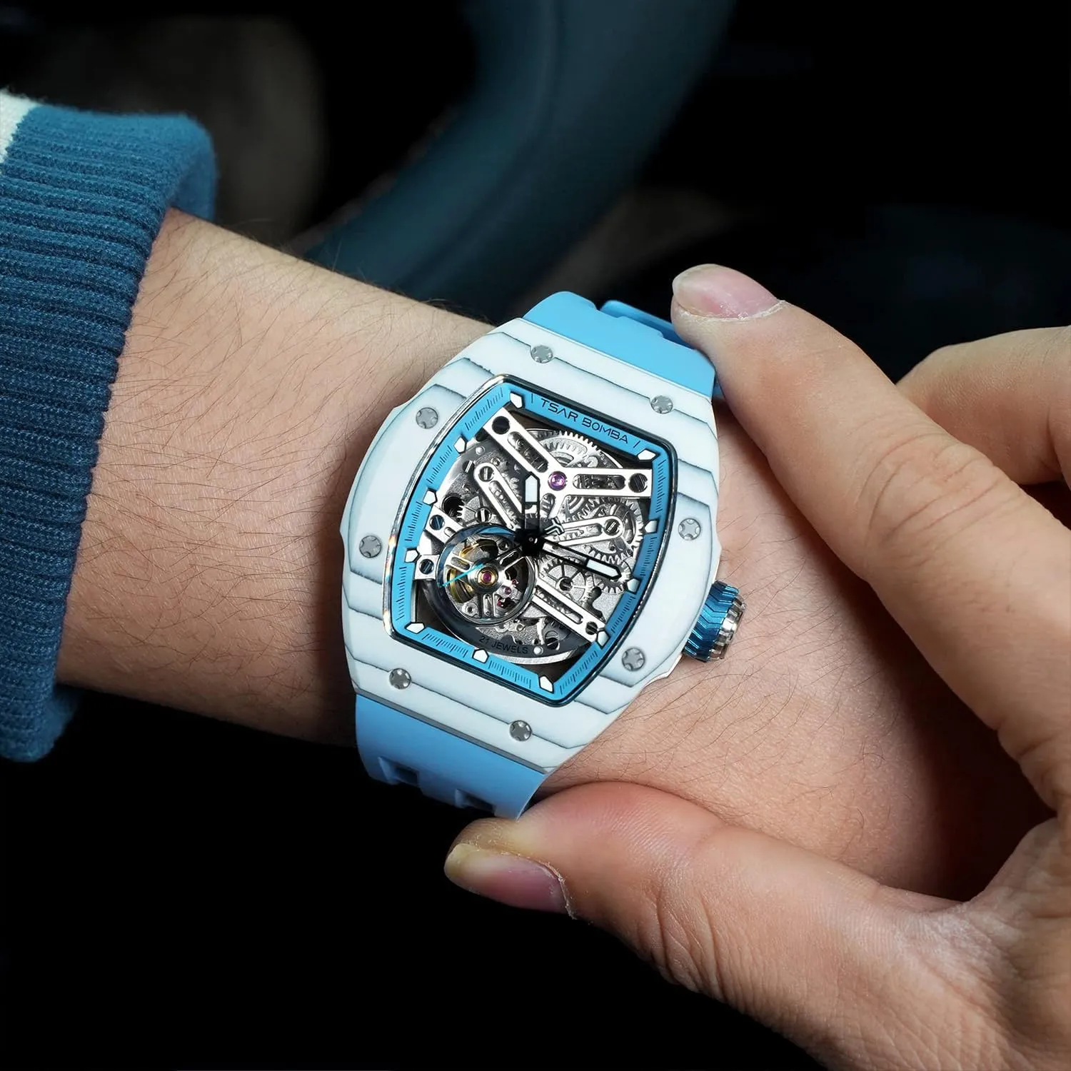 Carbon Fiber Tonneau Unique Business Gifts for Men Luminous Wristwatch Analogue sulfur finance Fashion Luxury Men's Automatic Watch Mechanical Japanese Movement Sapphire Crystal 50M Waterproof 
