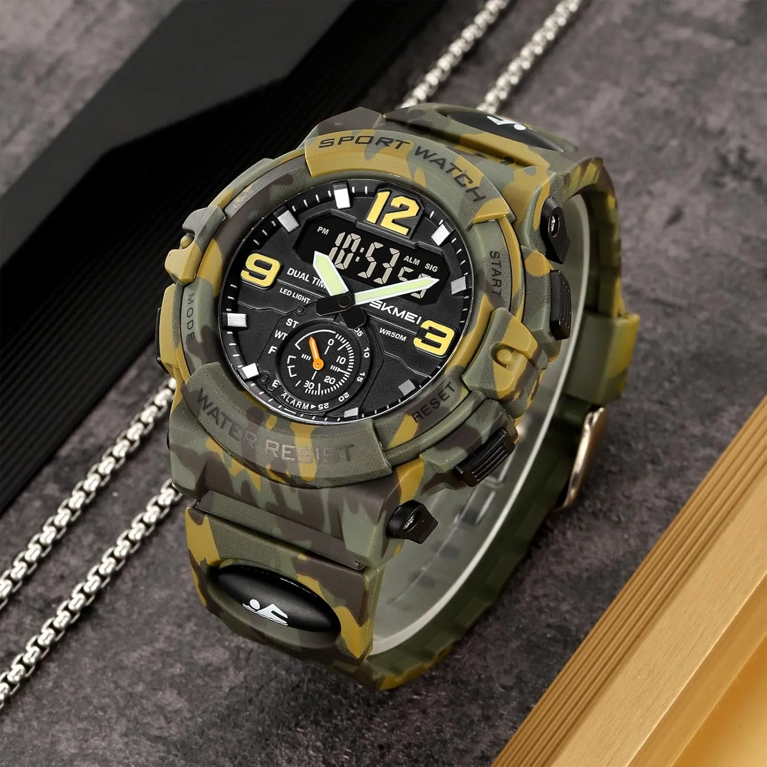 Light, Water Resistant Tactical Watch Multi-Function Digital Watch for Men, Triple Time Display, Stopwatch, Alarm, 12/24 Hour Format, discrimination white backlighting doctor EL 