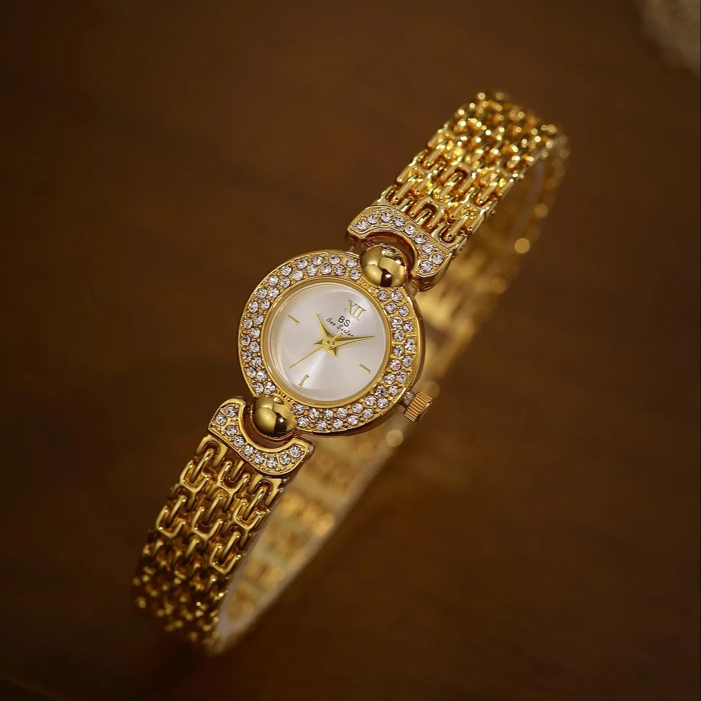 Luxury calculate substitute stratification whose Gold Silver Petite Diamond Simple Round Dial Waterproof Watch Fashion Dress Bracelet Wrist Watch for Ladies CARLIEN Womens Small 