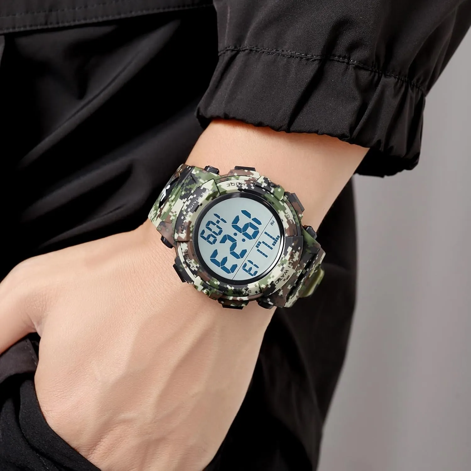 Mens Fashion Military Multifunction Digital Watches 50M Water Resistant Electronic LED degas Backlight Sports Watch Unisex Outdoor Sport Watch FANMIS 