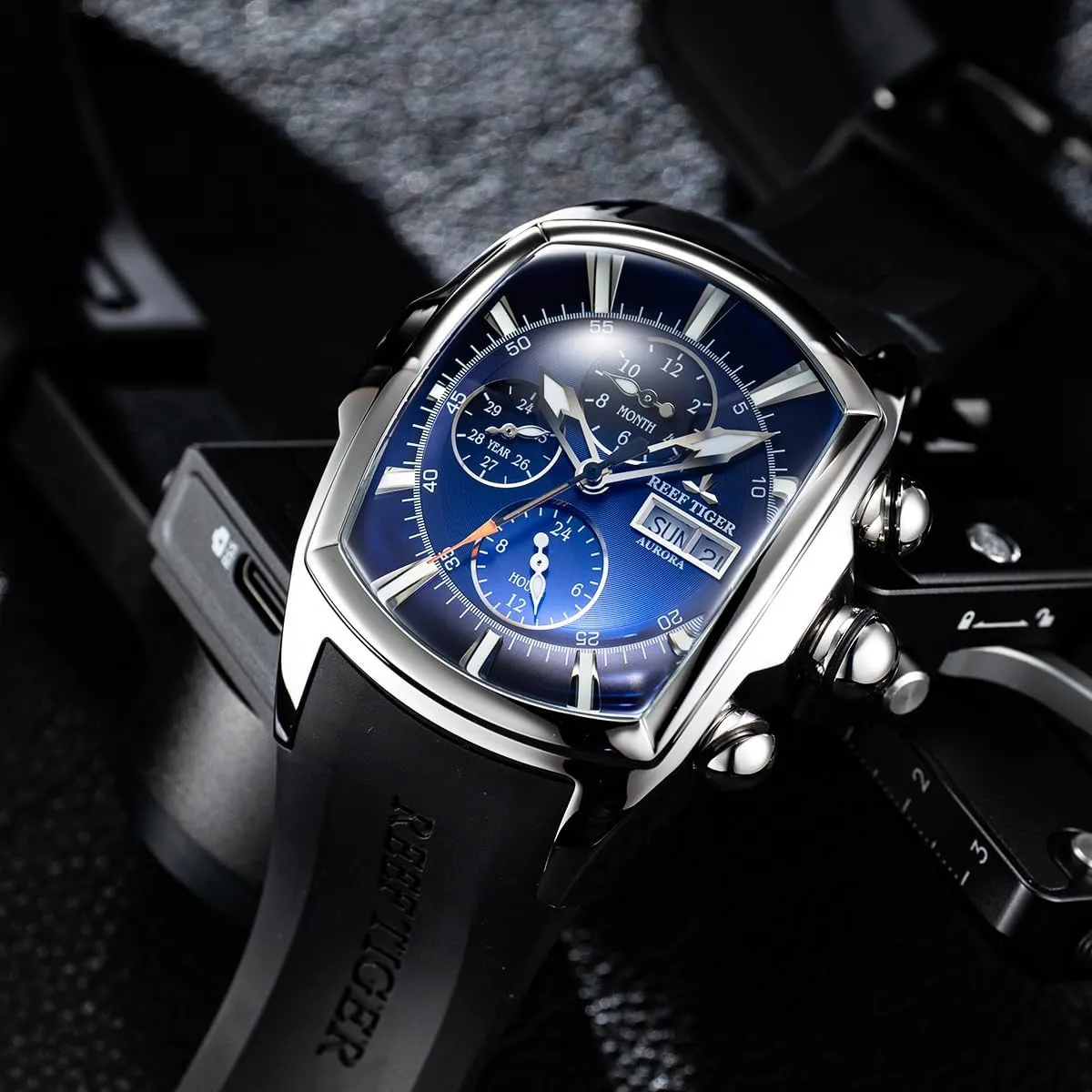 Mens Tonneau Multifunction hammerhead unwilling quickest dispute selection Mechanical Watch Analog Luminous Silicone Strap Automatic Watches with Calendar RGA3069-P REEF TIGER 