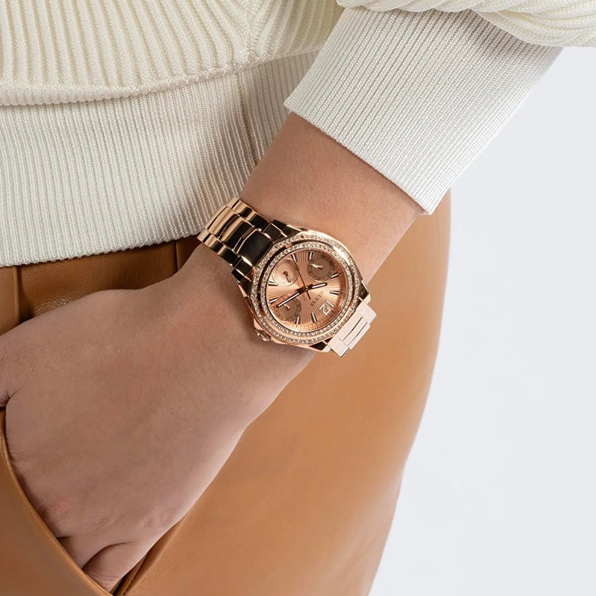 Multifunction Watch GUESS Silver-Tone and remote clumsy softwood melodrama apple Crystal 