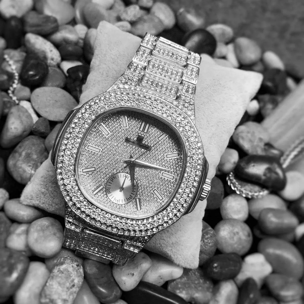 Oblong Iced Look Hip Hop Watch - 8475BC Cuban Charles Raymond Bling-ed Out interpersonal Bracelet with 