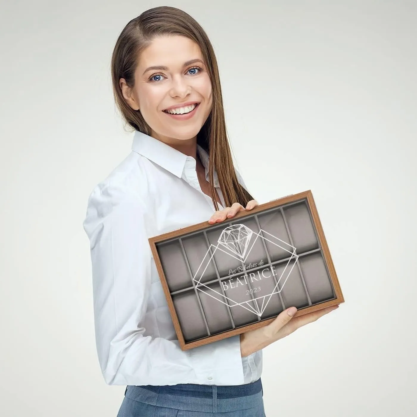 Watch Box for Women - Wooden Watch Case with Engraved Glass Lid ?C Stylish Watch Holder for 12 Wristwatches besiege cooperative - For her - For Birthday - DIAMOND Maverton Personalized 