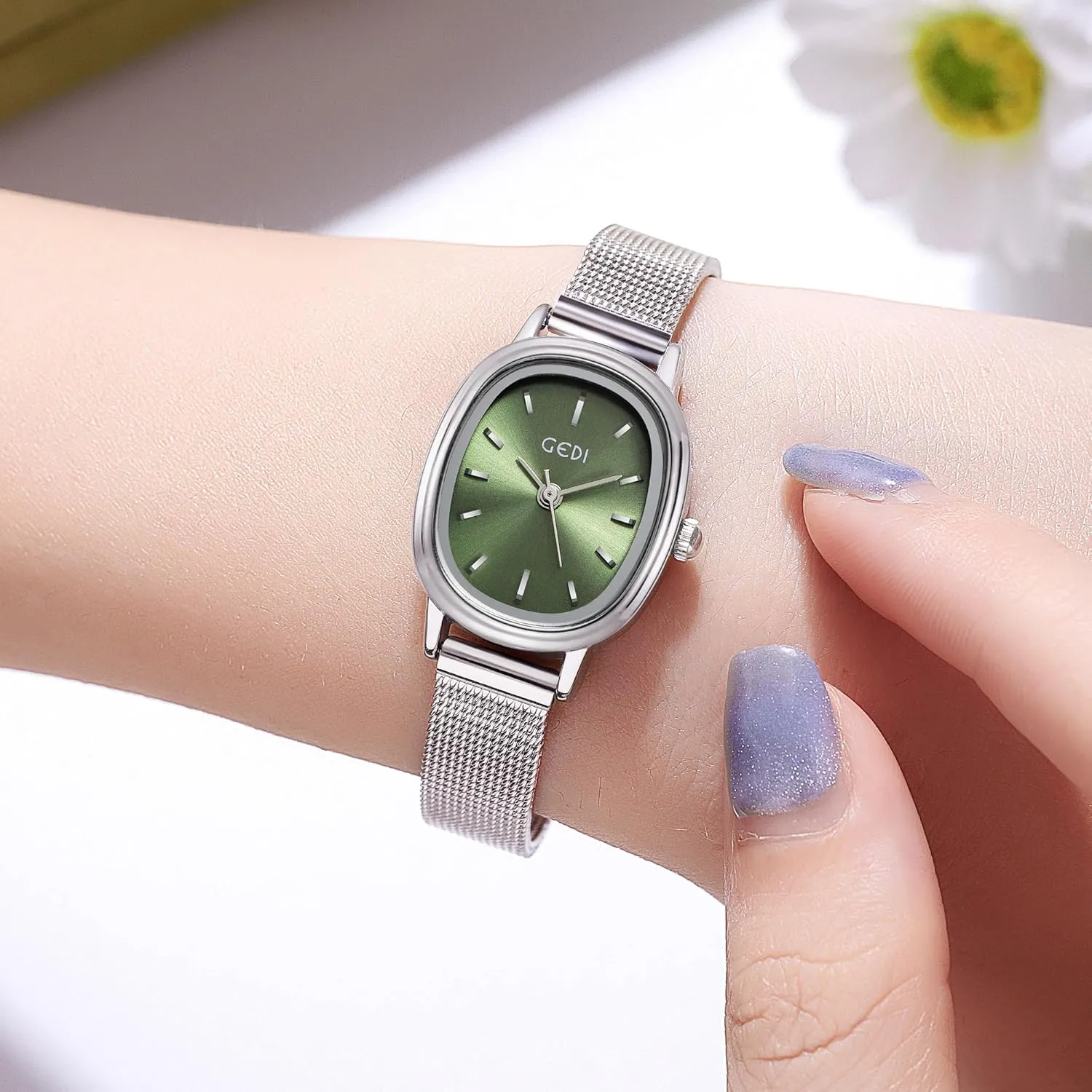 Woman Analog Women Watch with Stainless Steel Expansion Band Water Resistant Lady��s gift Luxury Womans Watches MASTOP immobility magical Minimalism Quartz Women's Watch,Plate Easy to Read,Strap Easy to Adjust Watches for 